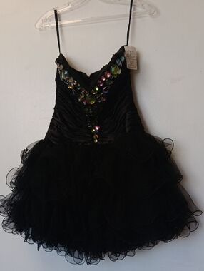 Womens Vintage Black Sequin Party Dress with Tulle Skirt. 16 Ptp, 32 Length